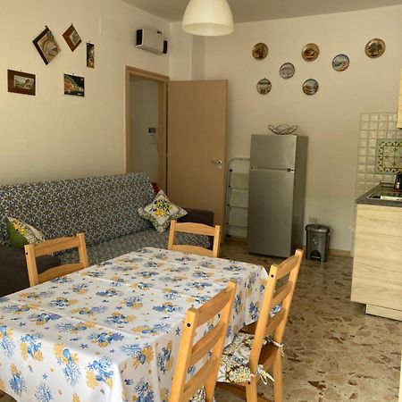 Casa Vacanza Brezza Di Maestrale Salerno Exteriör bild
